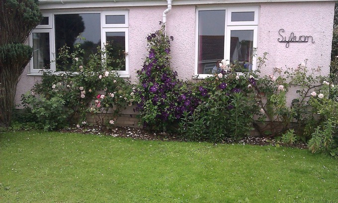St Davids House | Bungalow, Very Close To The Centre Of St. Davids And In A Quiet Cul-De-Sac