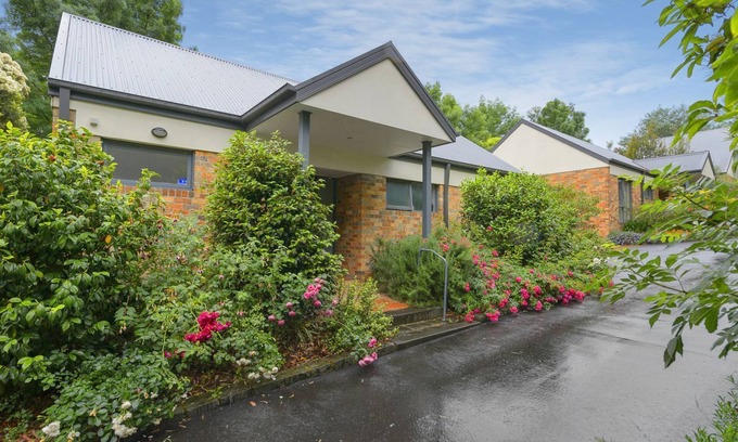 Croydon Villa | Bungunyah Apartments: Maasai