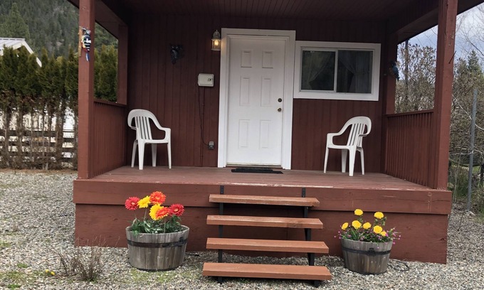 Okanagan-Similkameen House | Bunk house Cabin