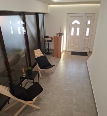 Cukarica Hotel | Burence -m