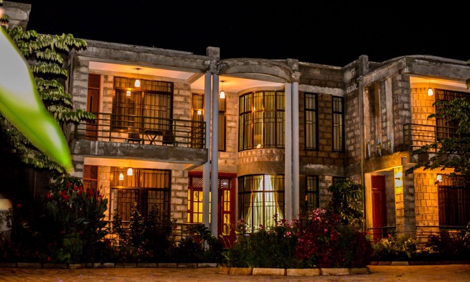 Arusha Hotel | Burka Coffee Lounge