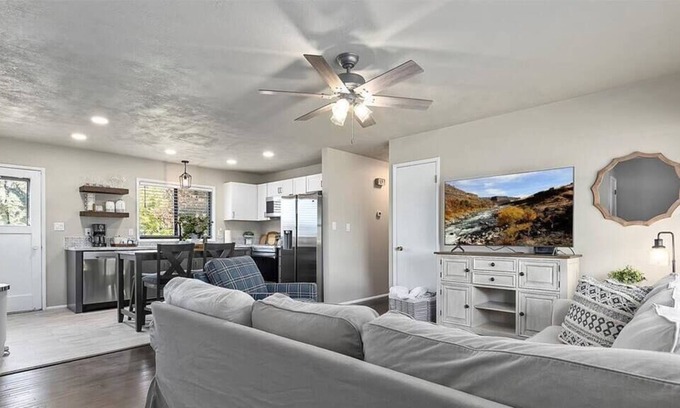 Burley House | Burley Oasis -3 Bed 1 Bath