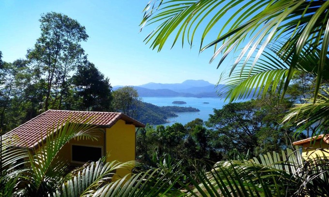 Paraty House | Bus Stop Paraty