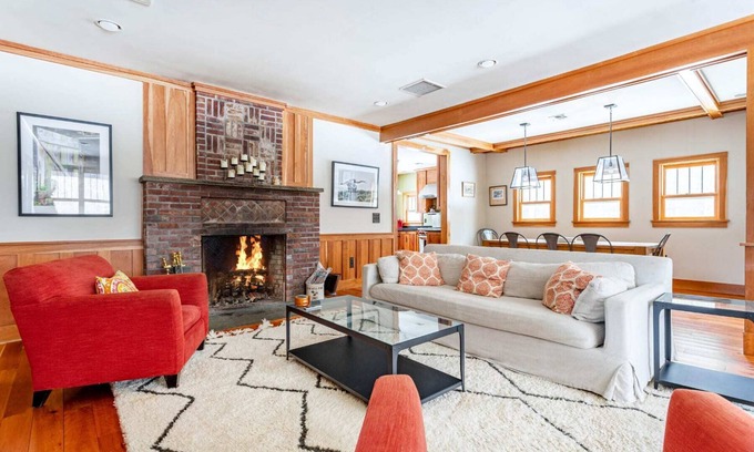 Monticello Cabin | Bush Kill Park - Lodge w/Hot Tub on 330 Acres
