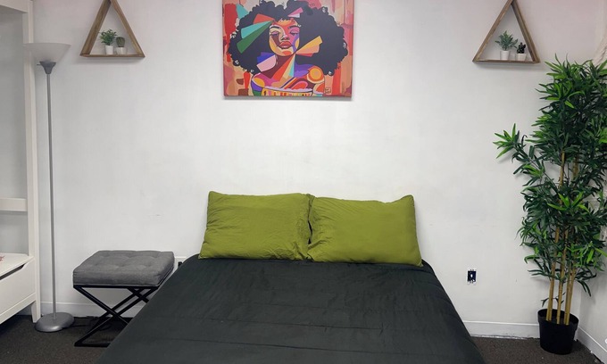 South Orange Apartment | Business Comforts in the Heart of the City