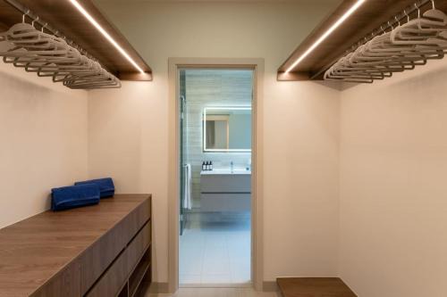 Costa del Este Apartment | Business Loft with Ocean View