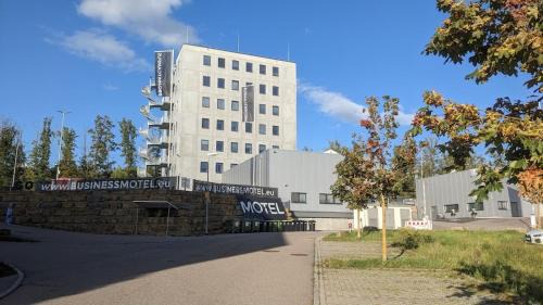 Heimsheim Hotel | BUSINESS-MOTEL, free XL-Parking, eCharging, Self Checkin, Massage, Sauna