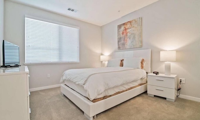 Menlo Park Apartment | Business Traveler Friendly | Coporate Suites | Menlo Park