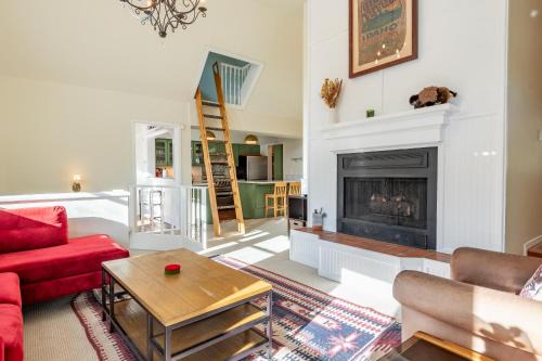 Ketchum House | Buss Elle 109A