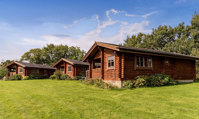 Highampton House | BUTTERCUPS, family friendly, character holiday cottage in Sheepwash