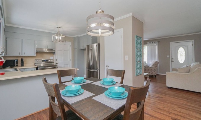 Dunean House | Butternut cottage in the heart of beautiful Greenville South Carolina