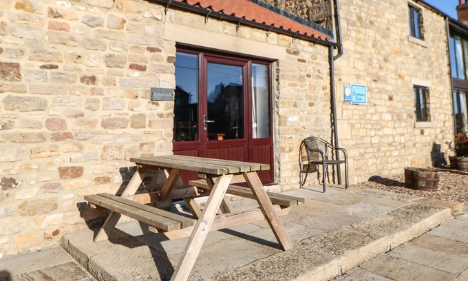 North Bitchburn Cottage | BUTTERWICK, pet friendly, character holiday cottage in Staindrop