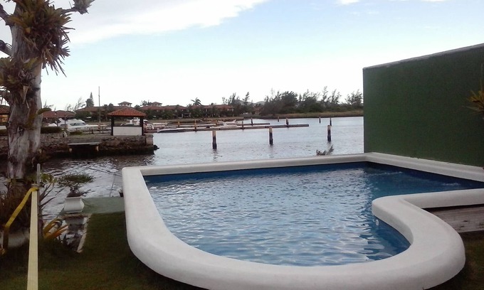 Marina House | Buzios Suite on the Marina Canal