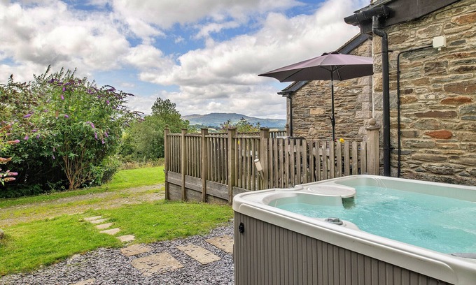 Eglwysbach Cottage | Buzzards View
