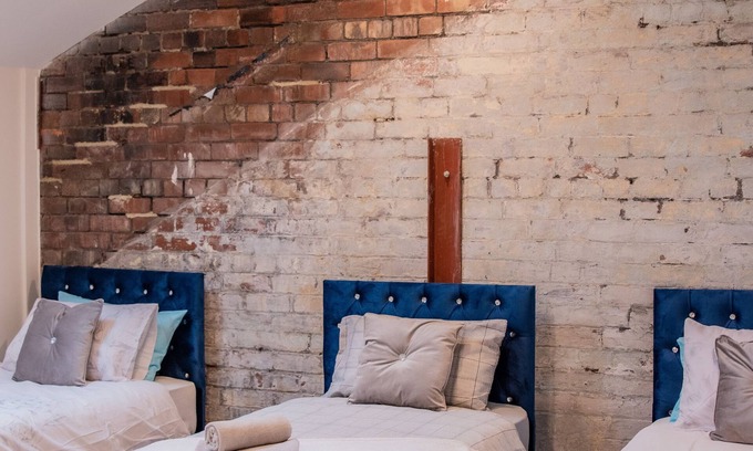 Bradford Apartment | BV Conditioning House Royal Comfy Suite Bradford