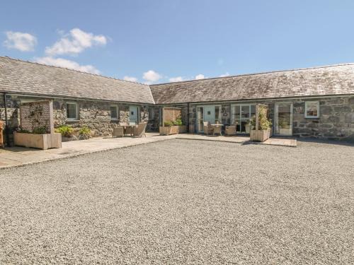 Talybont House | Bwthyn Bach