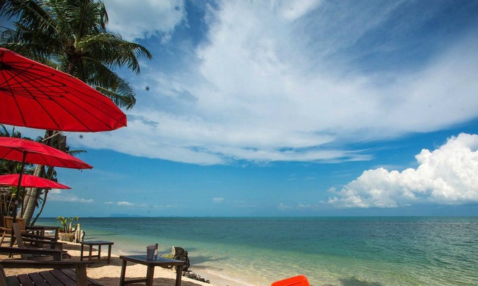 Bang Po Resort | By Beach Resort