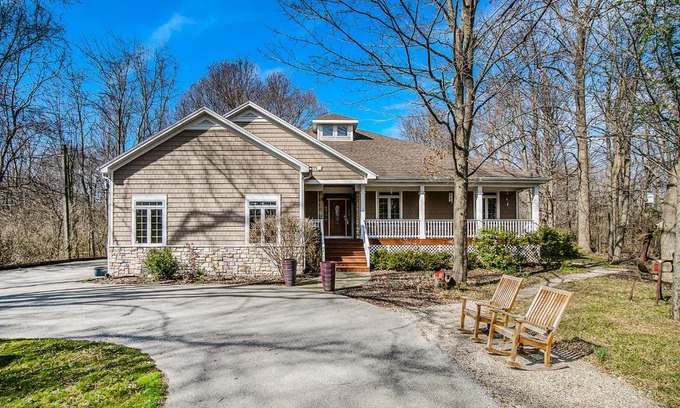 South Haven House | By The Lake
