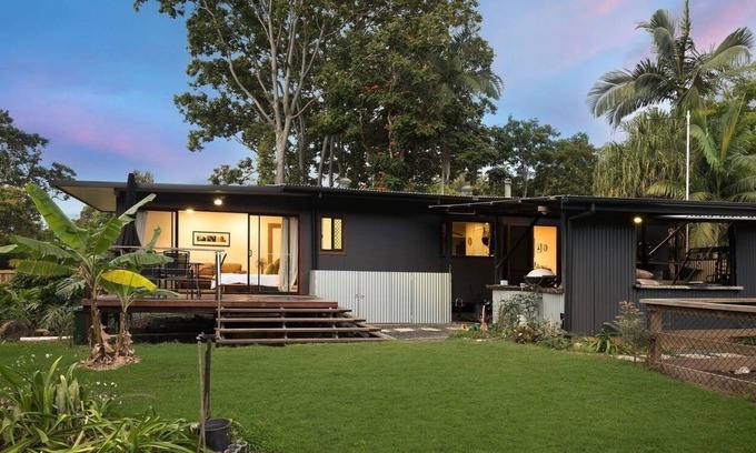 Byfield House | Byfield Beach-Lakes