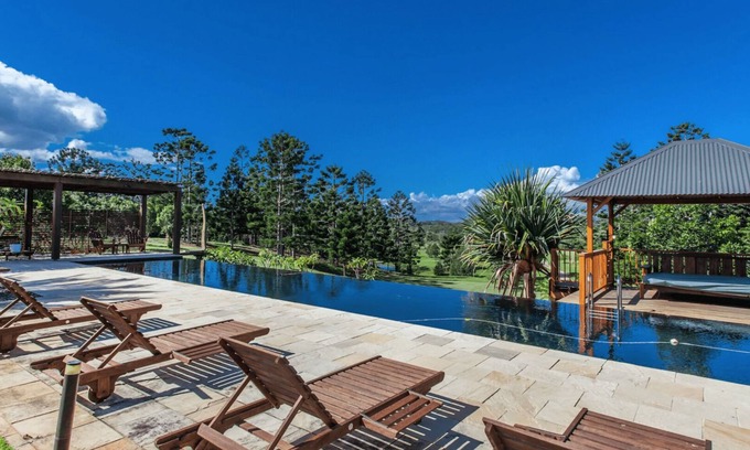 McLeods Shoot House | Byron bay Luxury homes - Belle Helena