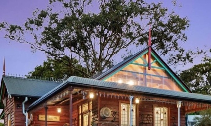 Ewingsdale Villa | Byron Bay'S Visionary Victorian Villa