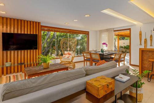 Praia Rasa House | Bz15 Linda casa 4 Suítes - Condomínio Clube