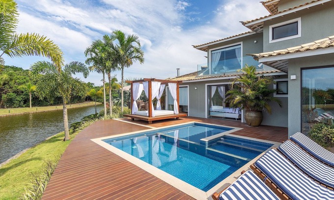 Praia Rasa House | Bz58 Beautiful house with private pool and lake view