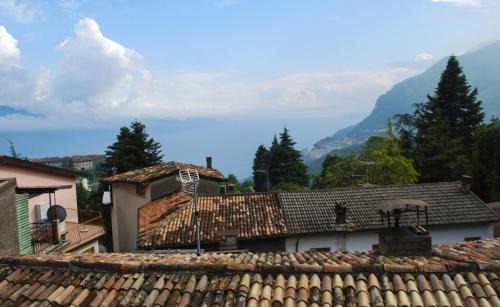 Gardola Apartment | Cà de l'Adamo - Theater Home