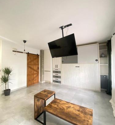 Aluche Apartment | Céntrico, luminoso y equipado