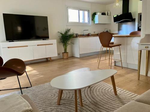 Cote Pavee Apartment | Côte Pavée