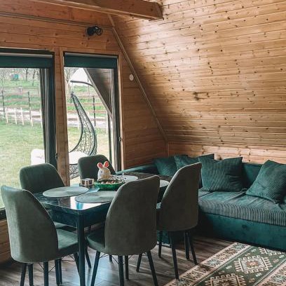 Sarmizegetusa Apartment | Căbănuțele de lângă râu