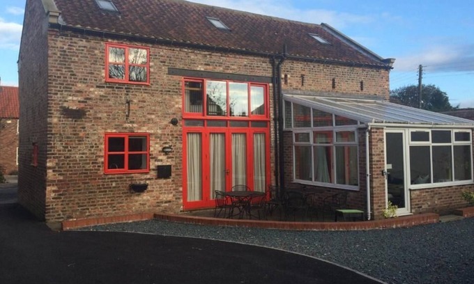 Alne House | C Farm Accomodation