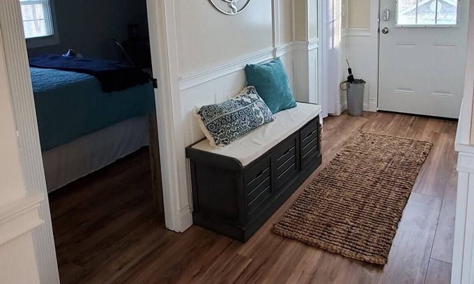 Geneva-on-the-Lake Apartment | C. S. Soulmate at Christopher's Dockside