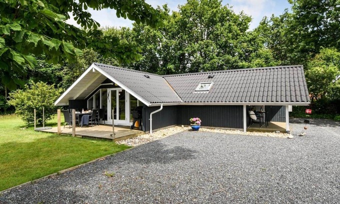 Bork Havn House | C11716 Hemmet - Horsfold 103