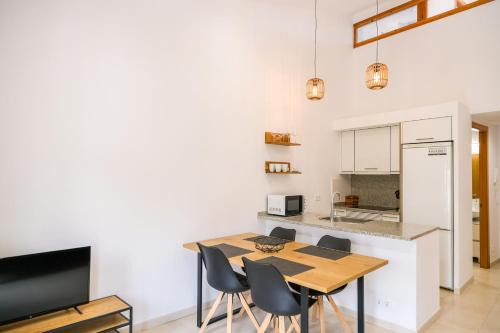 Besalu Apartment | Ca l'Eudald 3, Apartamento en Besalú con terraza