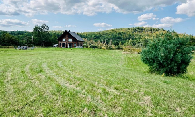 Mauricie Ski Chalet | Luxurious and Private Chalet Le Million