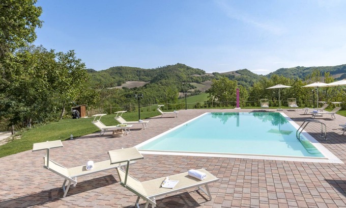 Cagli Villa | Ca' Paolo 8, Emma Villas