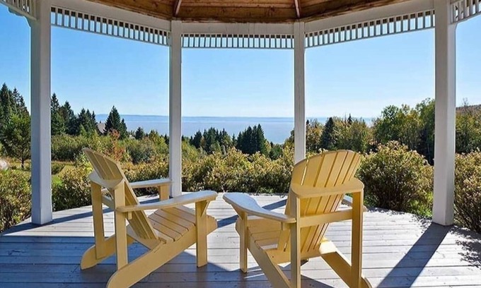 Petite-Riviere-Saint-Francois House | Hôtel à la maison - Villa Marier avec spa