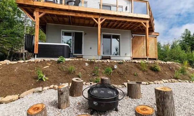 Petite-Riviere-Saint-Francois House | Cottage HOR-92 | Petite-Rivière-St-François