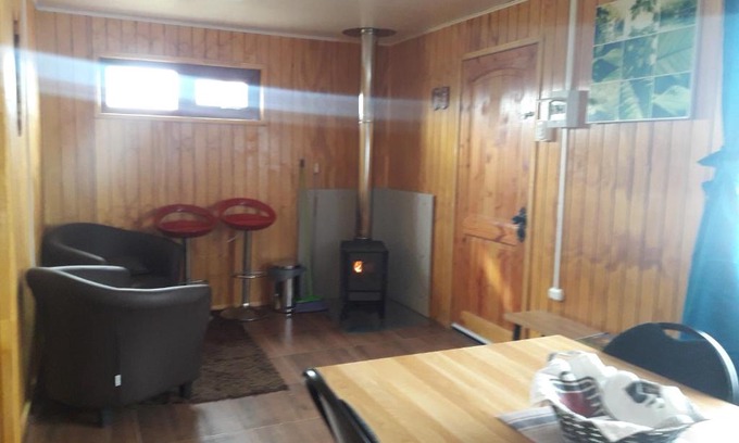 Balmaceda Apartment | Cabaña en Balmaceda, cerca del aeropuerto.