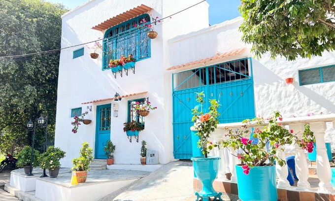 Puerto Triunfo House | Cabaña La Aldea - Santorini Colombiano