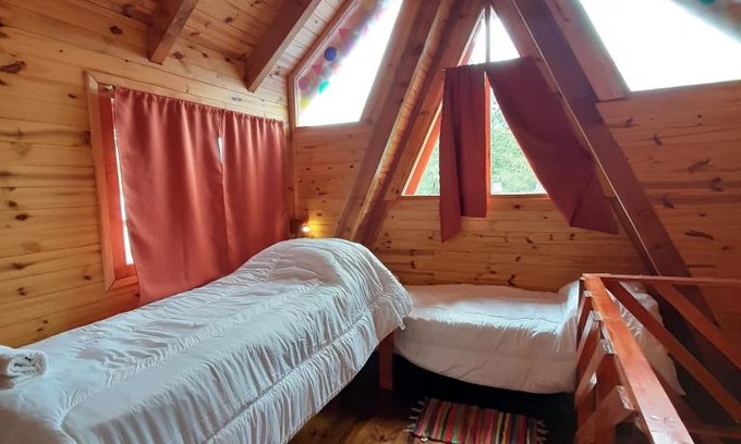 Lago Puelo Ski Chalet | Cabañas Alpinas Los 4 Hermanos