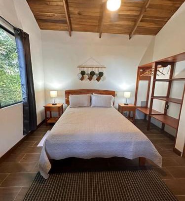 Bijagua Apartment | Cabañas Areno Lodge.