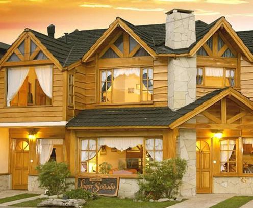 Lanin National Park Ski Chalet | Cabañas frente al lago vista al jardin