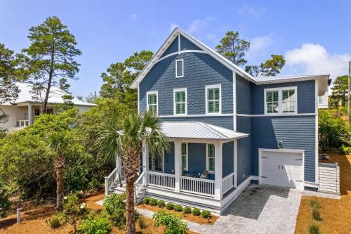 Lakeside at Blue Mountain Beach House | Cabana Blue by AvantStay Walk to Beach Golf CartBikes Included Pool Access