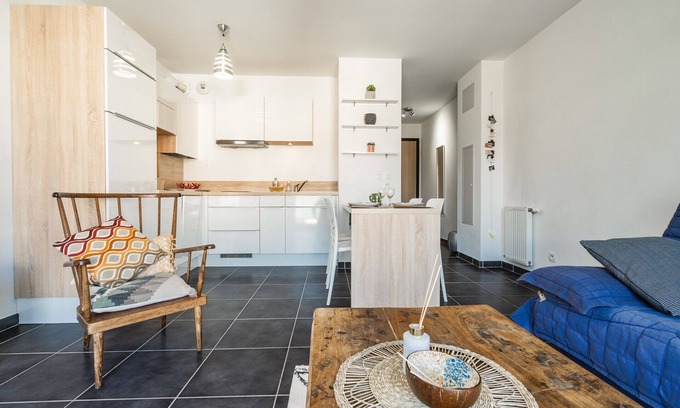 Novel Apartment | CABANA & Le Manoir
