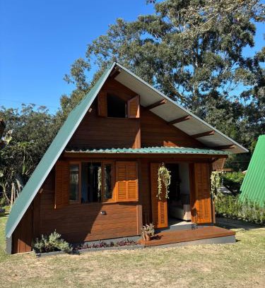 Rio Vermelho Norte House | Cabana Moçambique, AC, vaga e trilha para praia!