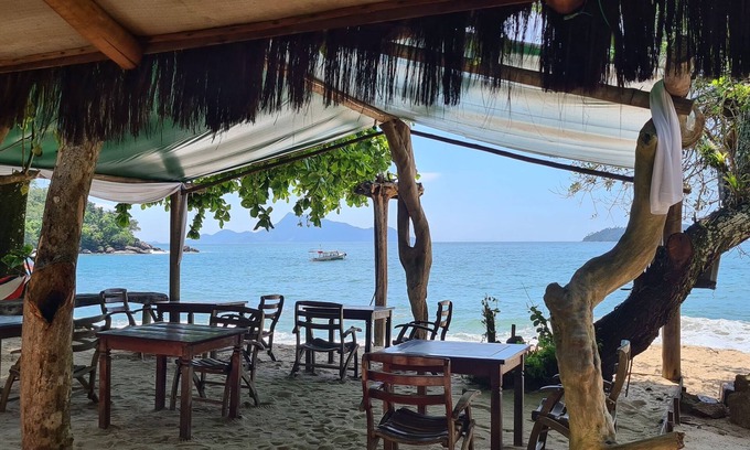 Ilha Grande Hotel | Cabanas Paraiso