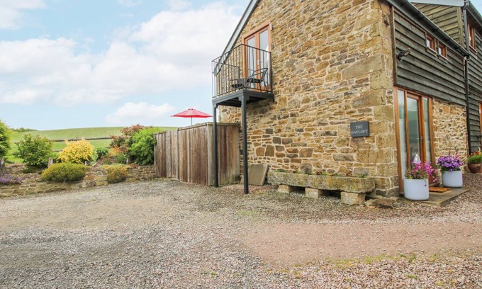 Craven Arms Cottage | Cabin ∙ 1 bedroom ∙ 2 guests