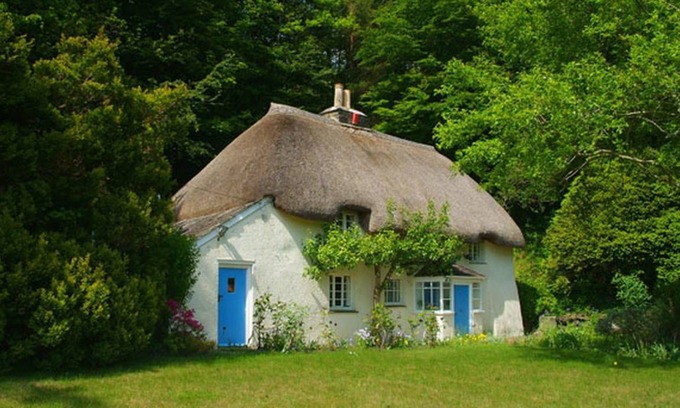 Lewtrenchard Cottage | Cabin ∙ 2 bedrooms ∙ 4 guests